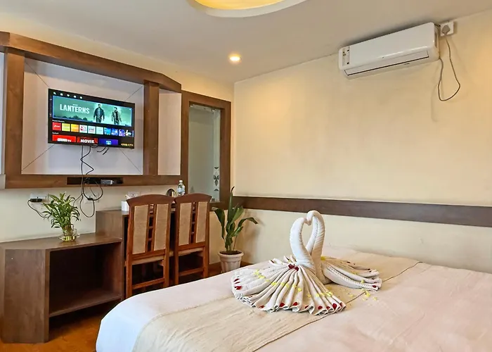 Hotel Ab *